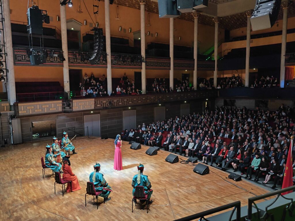 Ode to the Grassland i Konserthuset